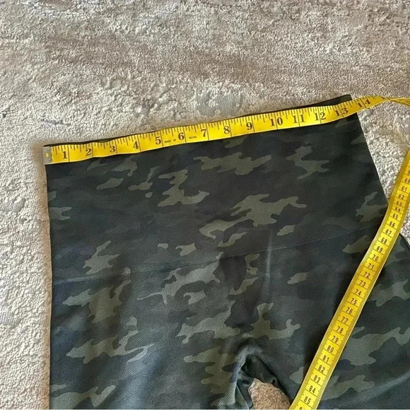 Spanx Look At Me Now Camo Leggings Compression Shaping Pants Camouflage: XL - Picture 6 of 9